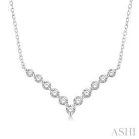 1/2 ctw Chevron Round Cut Diamond Necklace in 14K White Gold