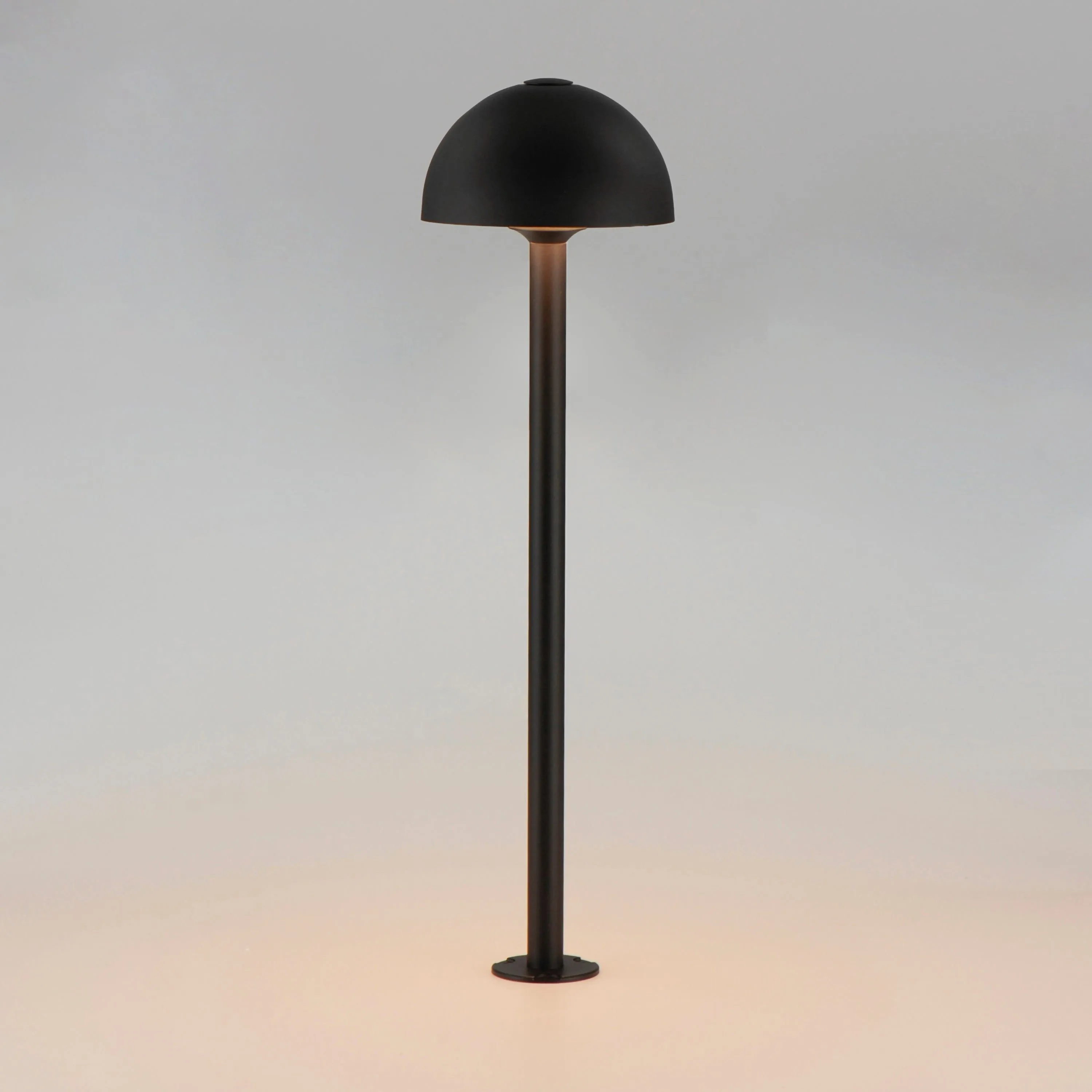 Alumilux: Landscape Dome Light with 24" Pole