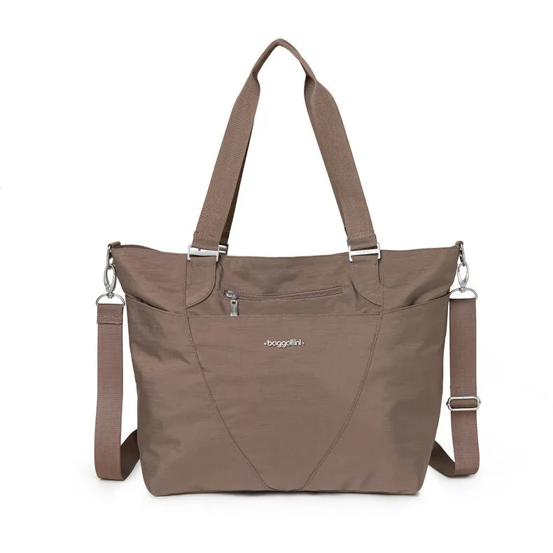 Baggallini Avenue Tote