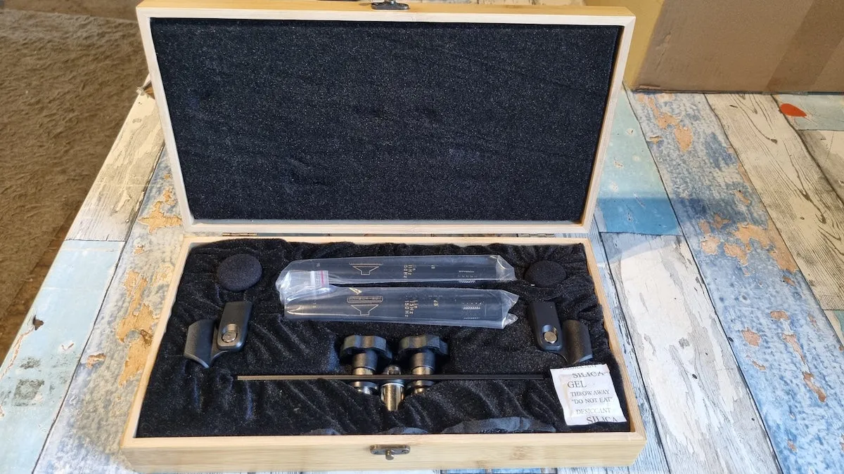 STC-1S: Stereo Pair Condenser Microphones