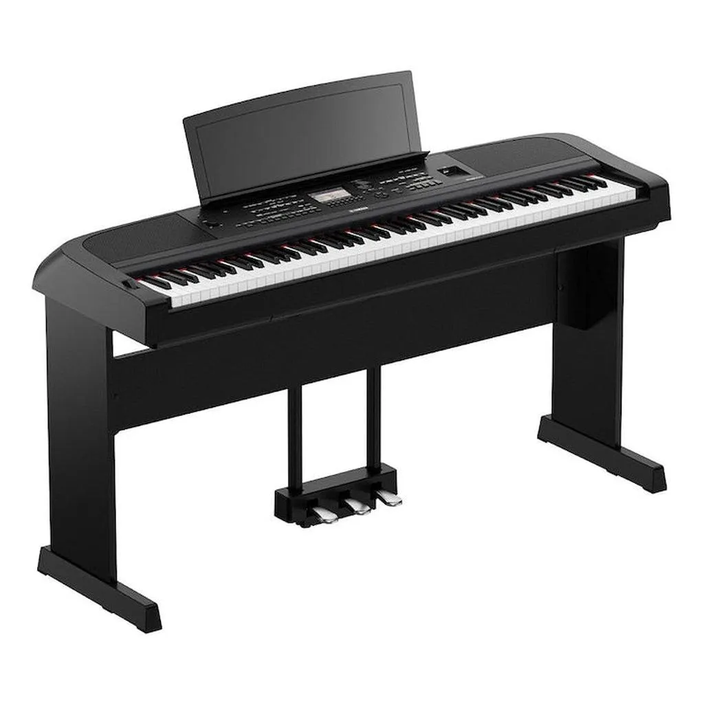 Yamaha DGX-670 88-Key Portable Digital Grand Piano