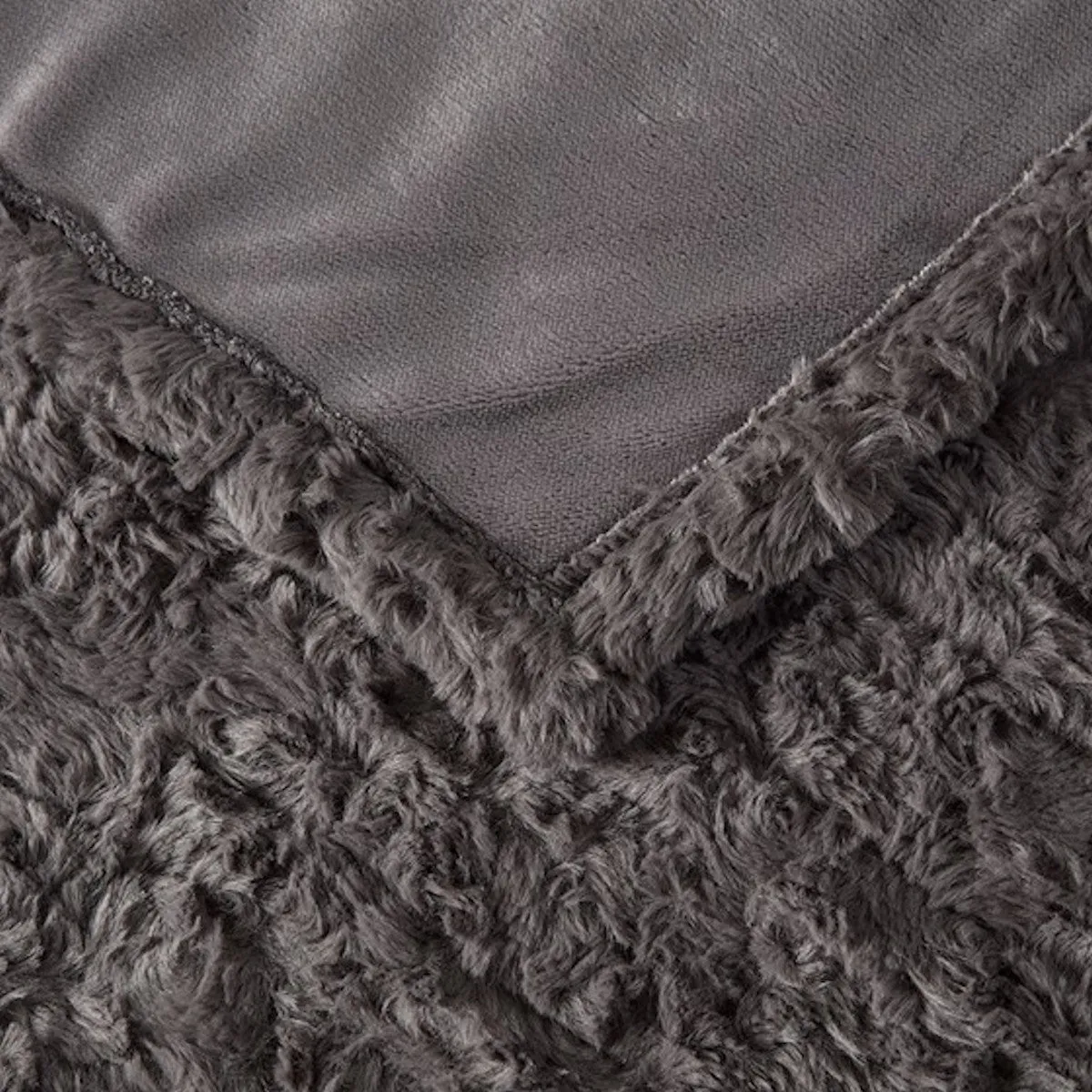 Zuri Oversized Faux Fur Heated Throw Blanket